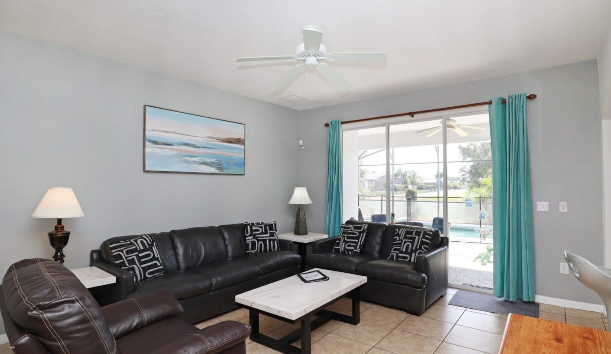 holiday-homes-orlando-villa-eman-17