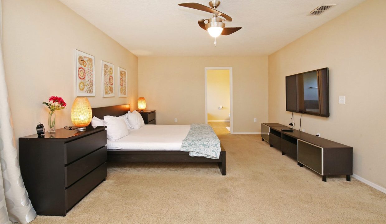 holiday-homes-orlando-villa-emerald-29